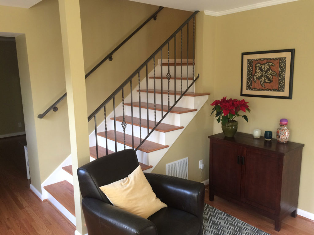 Traditional Handrail and Guardrail for Interior Stairs - Full Room - Seattle, WA