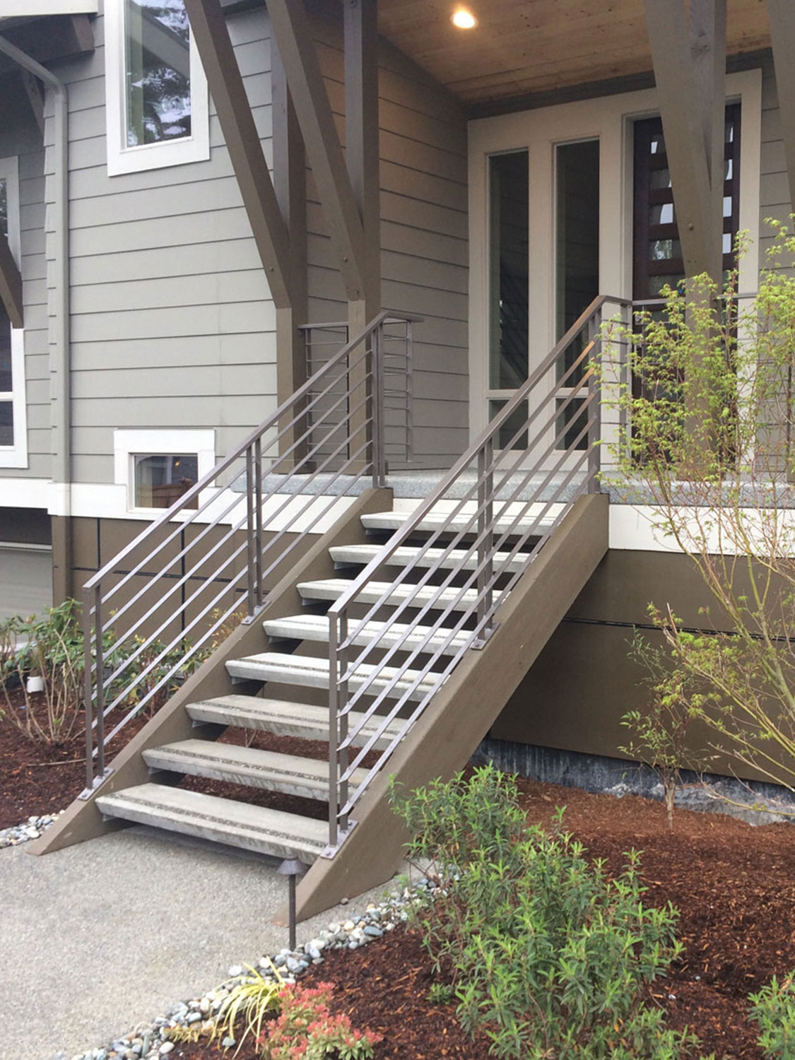 Horizontal Railings for Two Modern Homes - Seattle, WA ...