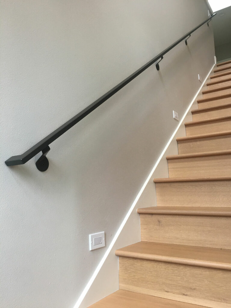 Wall Mounted Iron Railing for Stairway